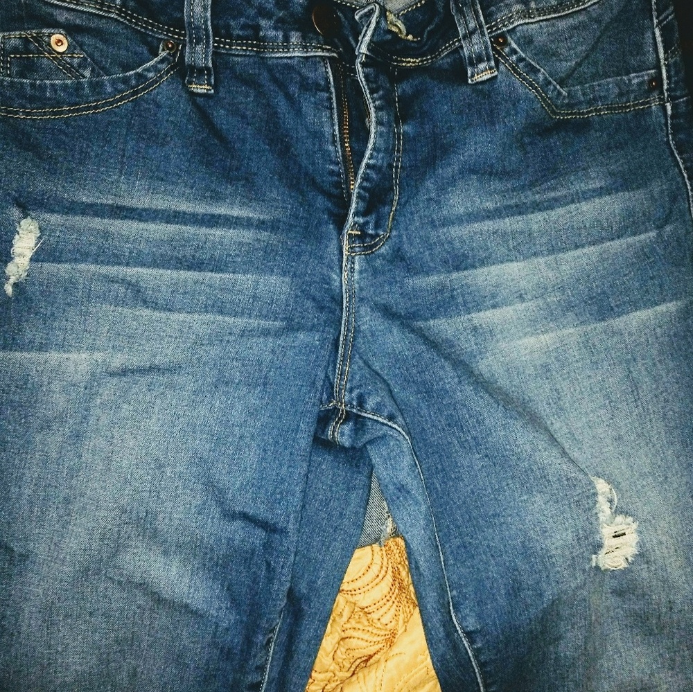 Royalty Jeans (wanna better butt?)